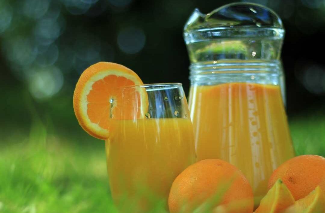 Fit In Den Frühling Mit Unserem Karotten-Orangen-Saft - La Vida Bonita